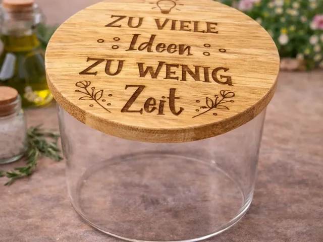 Personalisiertes Vorratsglas mit graviertem Holzdeckel